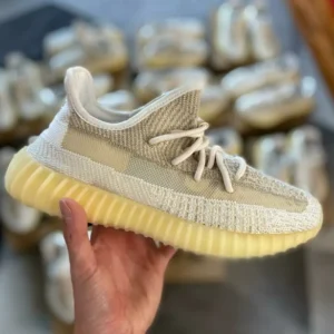 YEEZY SHOES – PALLET